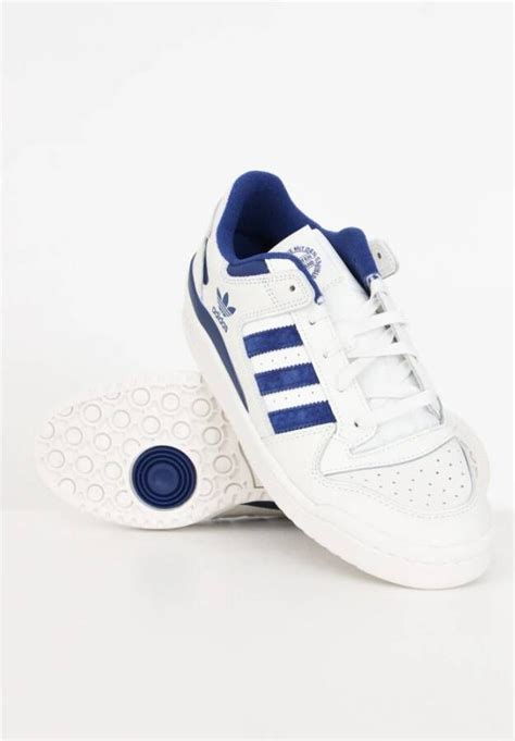 witte leren adidas sneakers